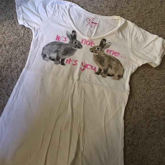 White Graphic V Neck Tee