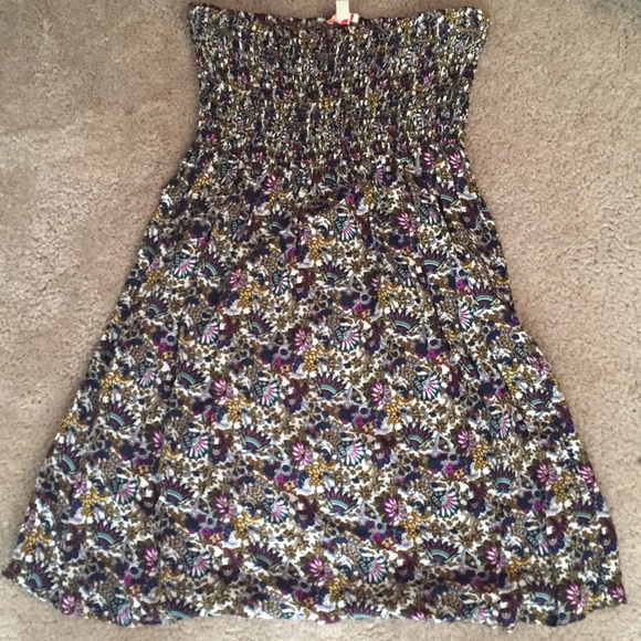 Strapless dress