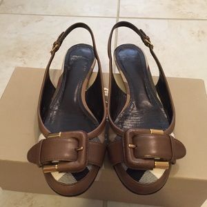 Burberry flats