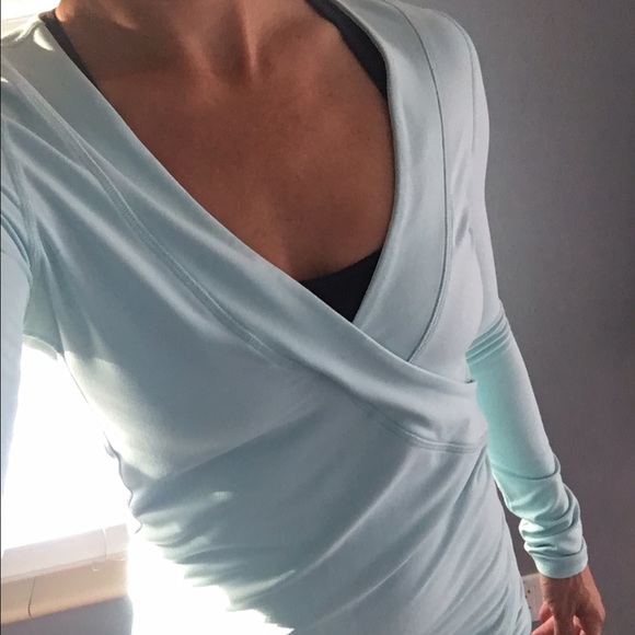 Light blue tonic active wear crossover top