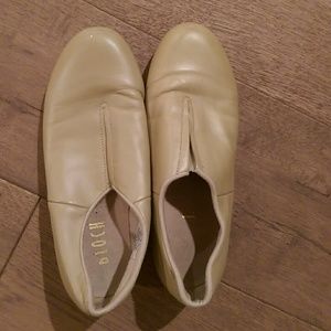 Bloch Tan Tap Shoes