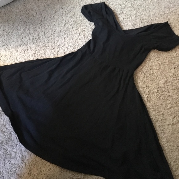 Brandy Melville Bethan Dress