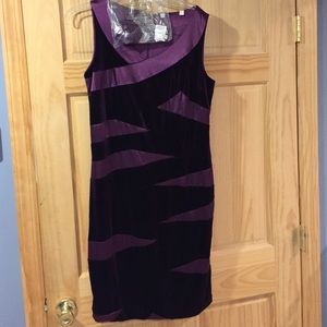 Purple velvet dress size 14.. Only worn once