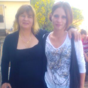 Meet your Posher, Lois