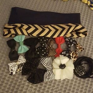 LOT OF HAIR BOWS/CLIPS/HEADBANDS/PONYTAILS