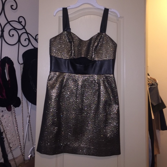 Metallic and leather NastyGal dress - Picture 2 of 2