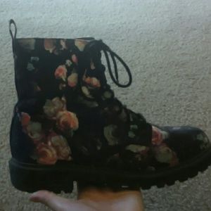 Floral boots