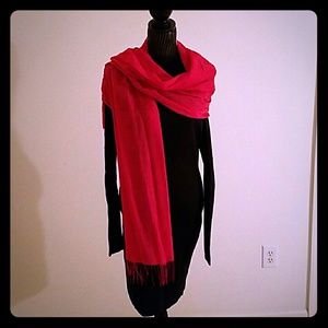 Sexy little black sweater dress!🌷