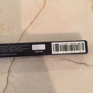 Younique pristine white eyeliner