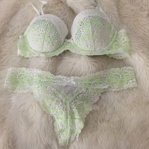 Victoria Secret Bra & Panty Set