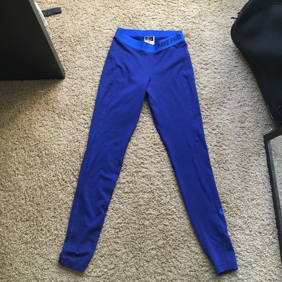 full length Nike pro tights size small