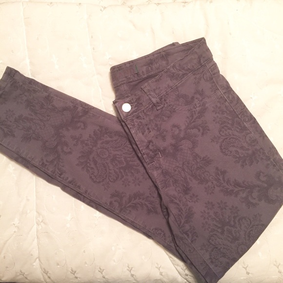 J Brand // 835 Baroque Print Capri - Picture 3 of 4