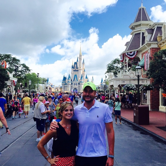 Meet your Posher, Katelyn - Picture 4 of 5