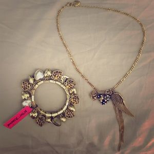 ❕SALE❕Betsey Johnson Necklace & Bracelet