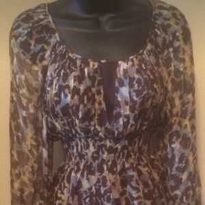 BCBG print  Blouse