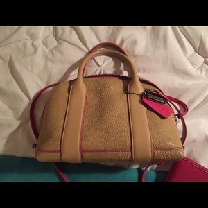 Coach purse w matching wallet