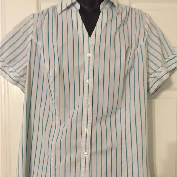 Striped short sleeve shirt
