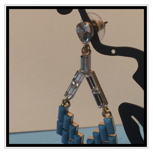 Silver and turquoise dangle earrings - Picture 3 of 4