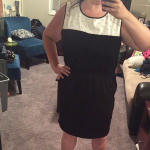 ⚡️SALE ⚡️NEW Cute dress with a retro feel