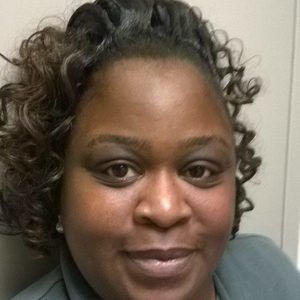 Meet your Posher, Iris