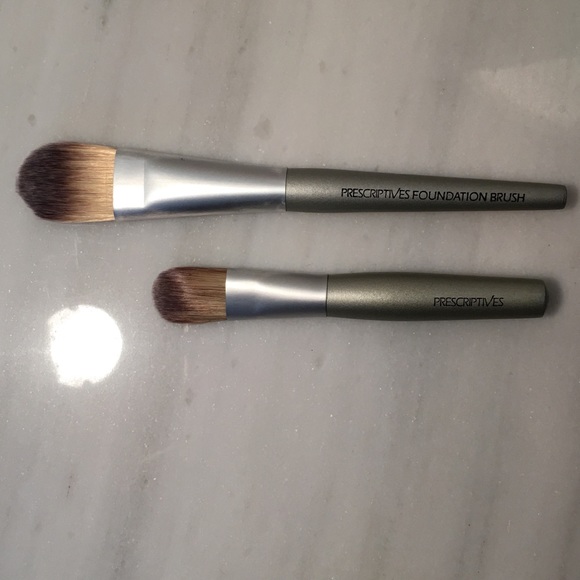 BRAND NEW Prescriptives foundation brushes