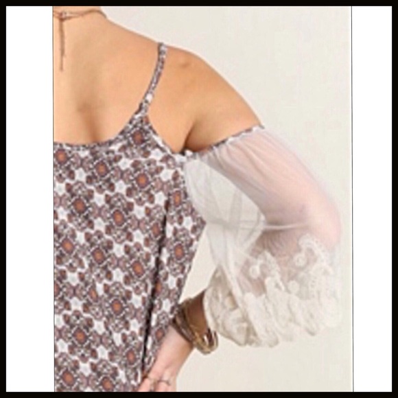 Lace Sleeve Cold-Shoulder Dress - Picture 4 of 4