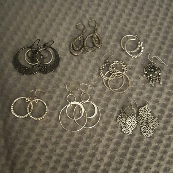 Lot of Silver dangling earrings! - Picture 1 of 1