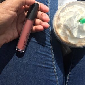 Meet your Posher, Alora