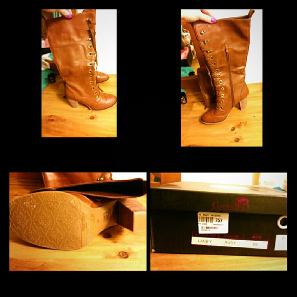 NWT Brown heeled boots size 10