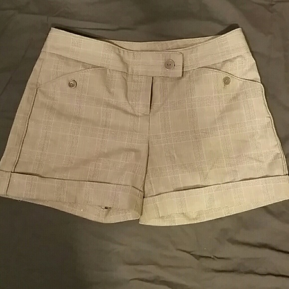 Laundry checkered shorts with a shimmer - Picture 1 of 3