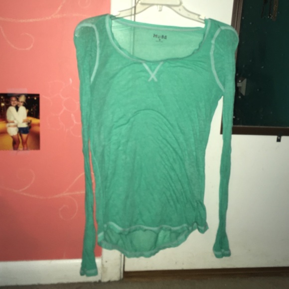 Shear long sleeve T