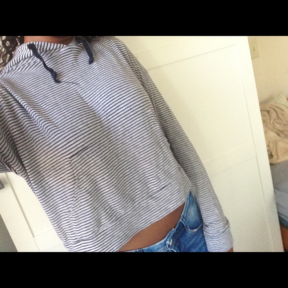 Striped, brandy melville style cropped hoodie