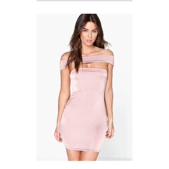 NWT Boohoo Kylie Jenner Inspired Bandage Dress