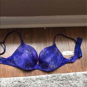 NWT VICTORIA'S SECRET 34A BRA