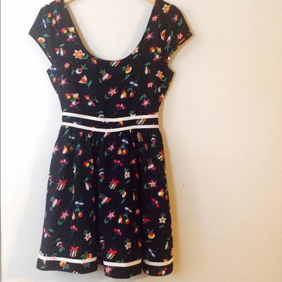 LAST CHANCE Lucca Coture Floral Dress! - Picture 2 of 4