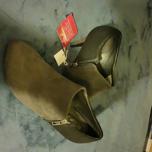 Grey faux leather and suede booties