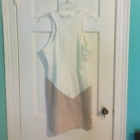 Body-con dress - Picture 2 of 2