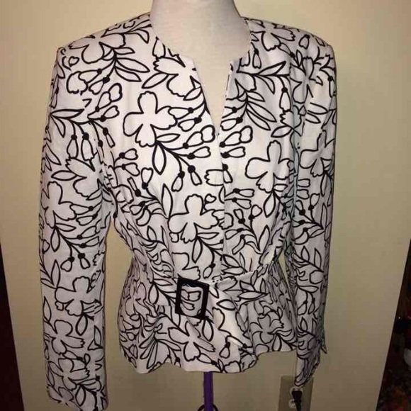 Size 12 Liz Claiborne blazer