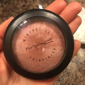 MAC MSF Lust