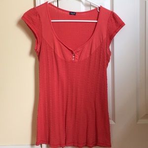 Coral cap sleeve v neck t shirt