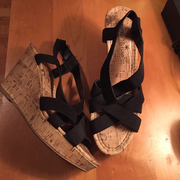 Strappy black wedges