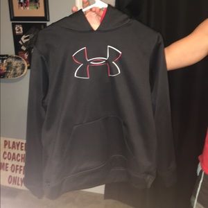 Under Armor sweat shirt