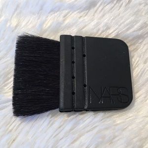 NARS mini brush