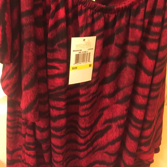 Nice MK top❤️ - Picture 2 of 2