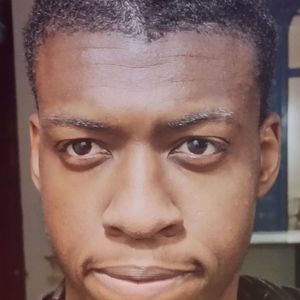 Meet your Posher, Zachary