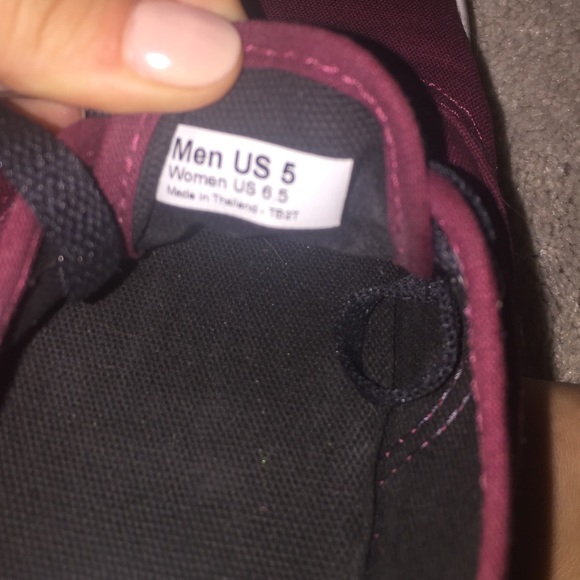 -SOLD- Maroon Vans - Picture 4 of 4