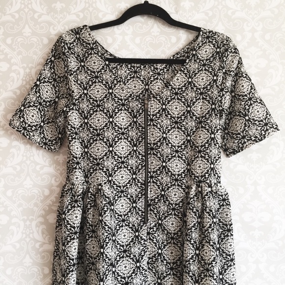 Patterned Babydoll Dress (NWOT) - Picture 4 of 4
