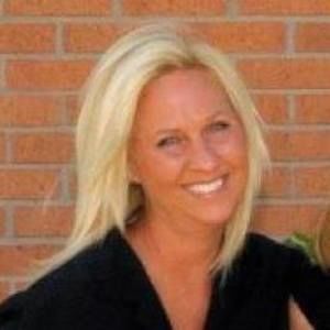 Meet your Posher, Connie