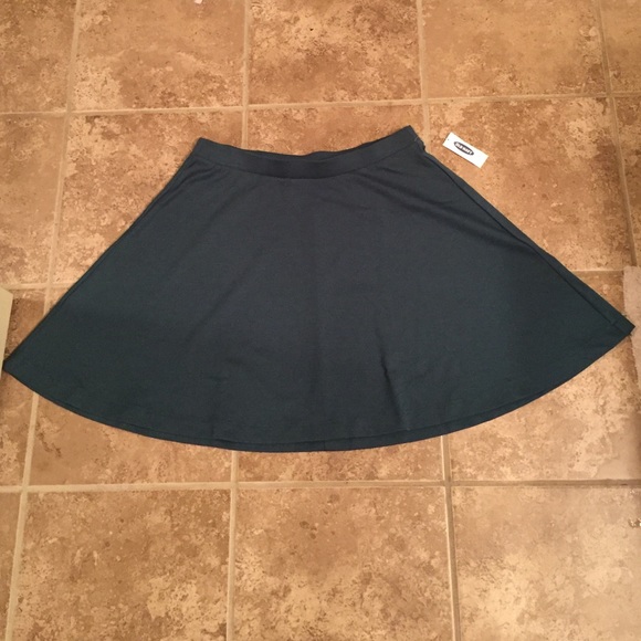 Bundle of 4 Old Navy skater skirts! NWT!