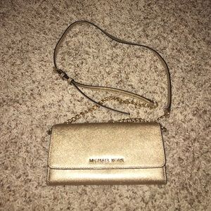 Small Michael Kors cross body.